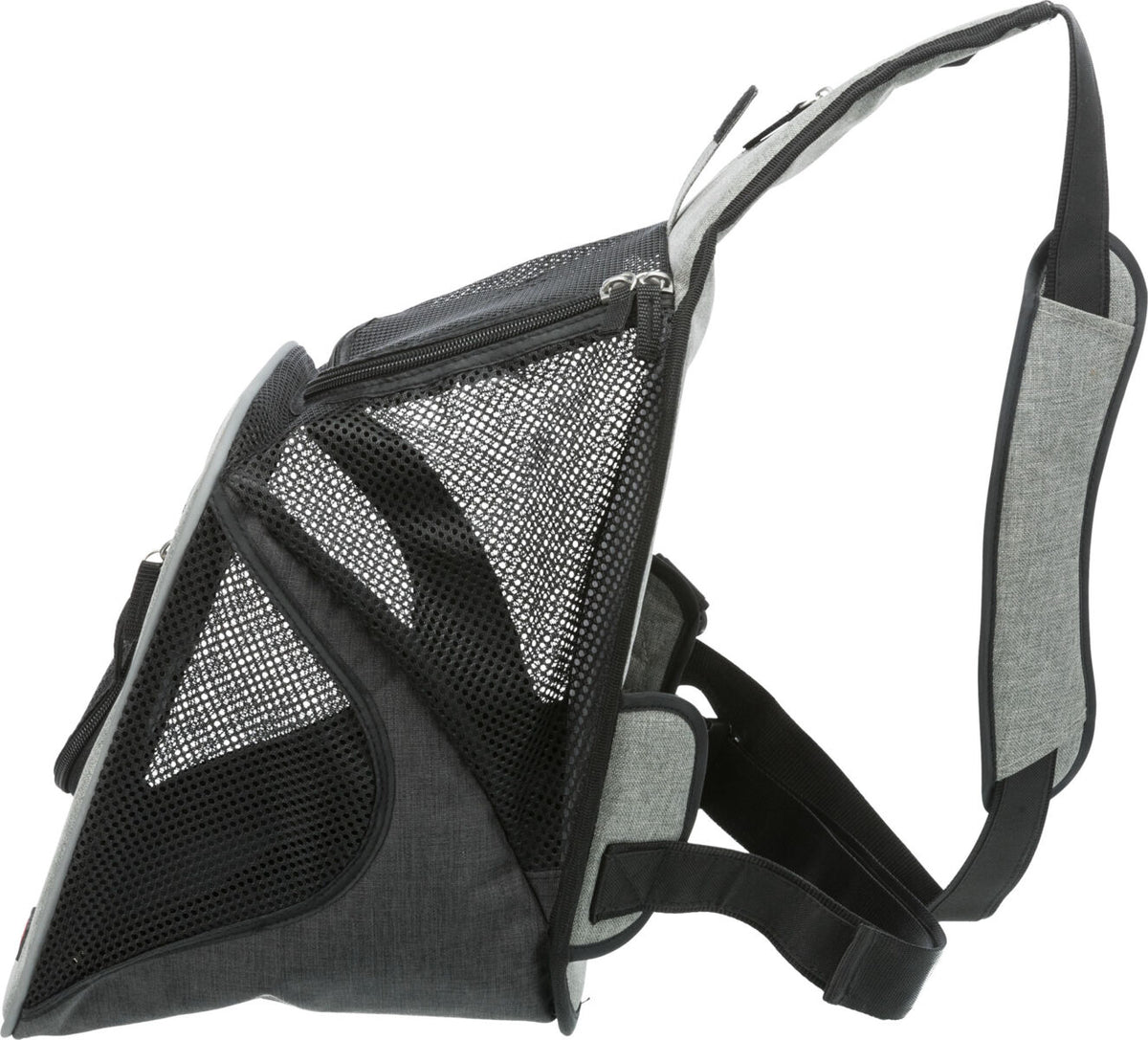 En højkvalitets Trixie hundebærer rygsæk, også kendt som en Hundetaske / Fronttaske - så har du hunden lige ved hjertet, i farverne grå og sort.